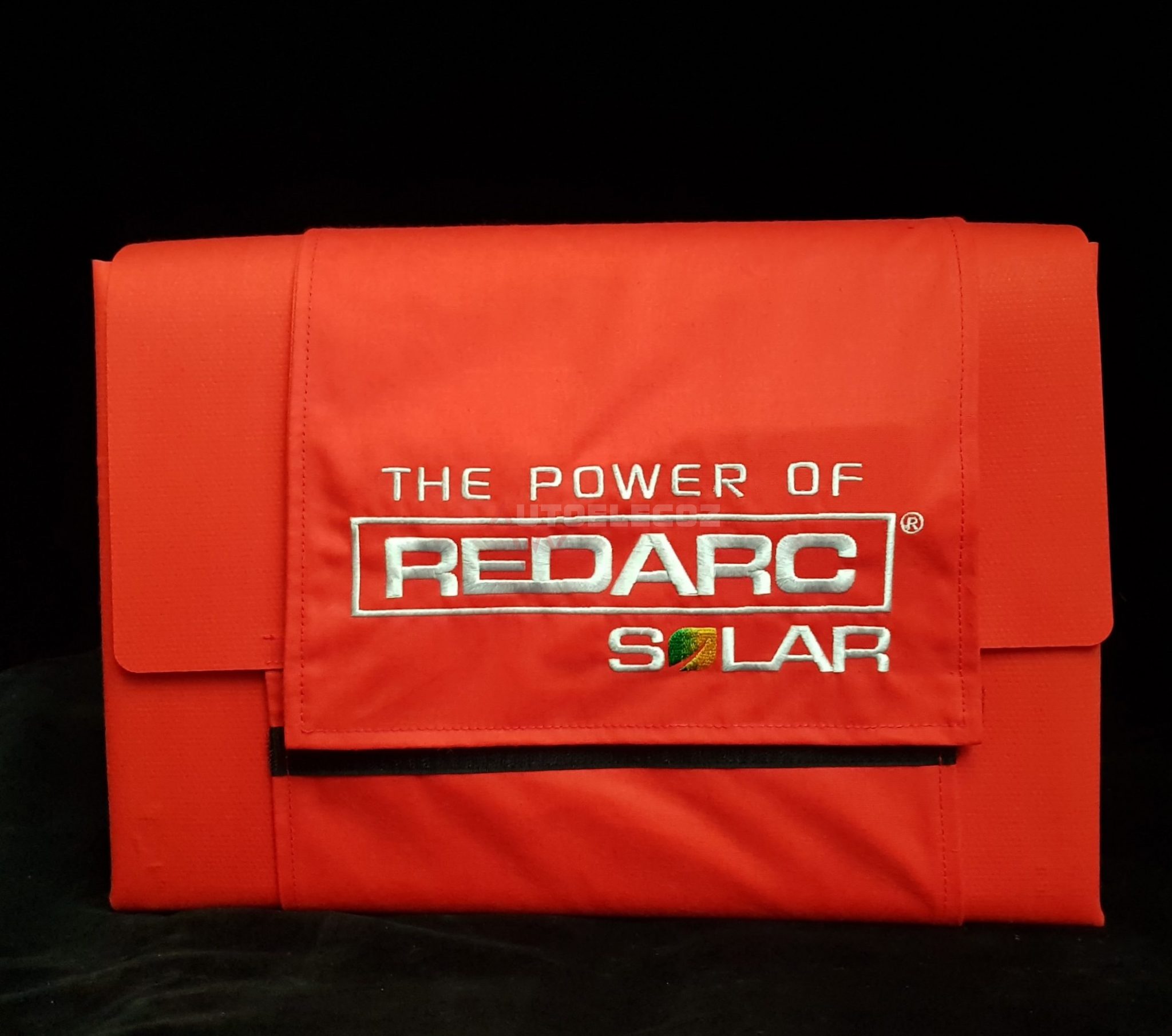 REDARC 112W FOLDABLE SOLAR BLANKET AMORPHOUS CELLS SAF1112 AutoElecOz